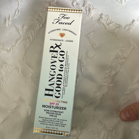 Too Faced Hangover RX good to go moisturizer NWT - Picture 3 of 3